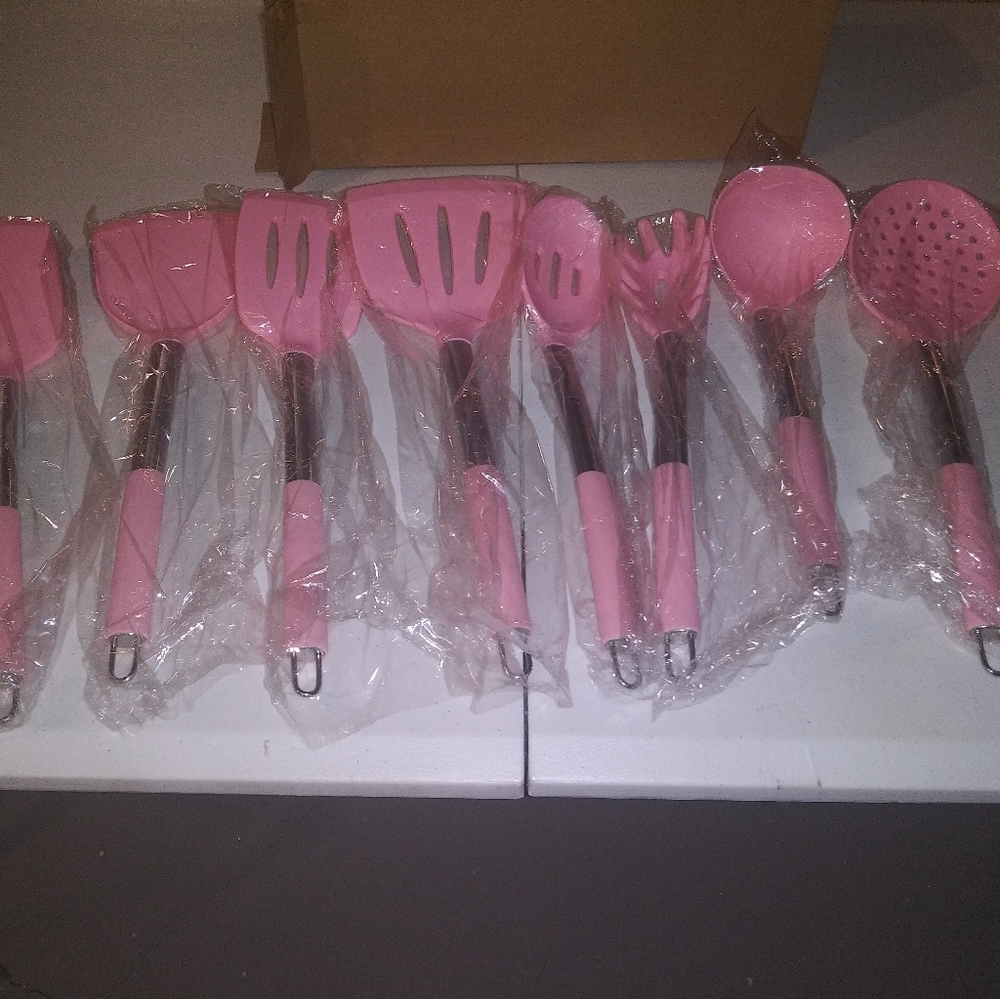 Pink Cooking Utensils 10 Pc.